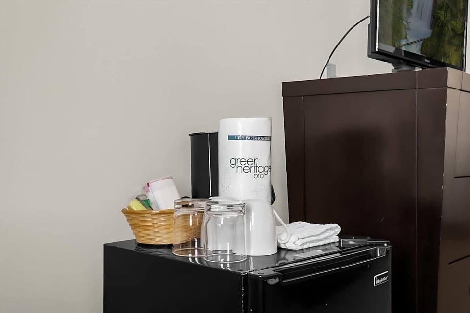 Complimentary refreshments