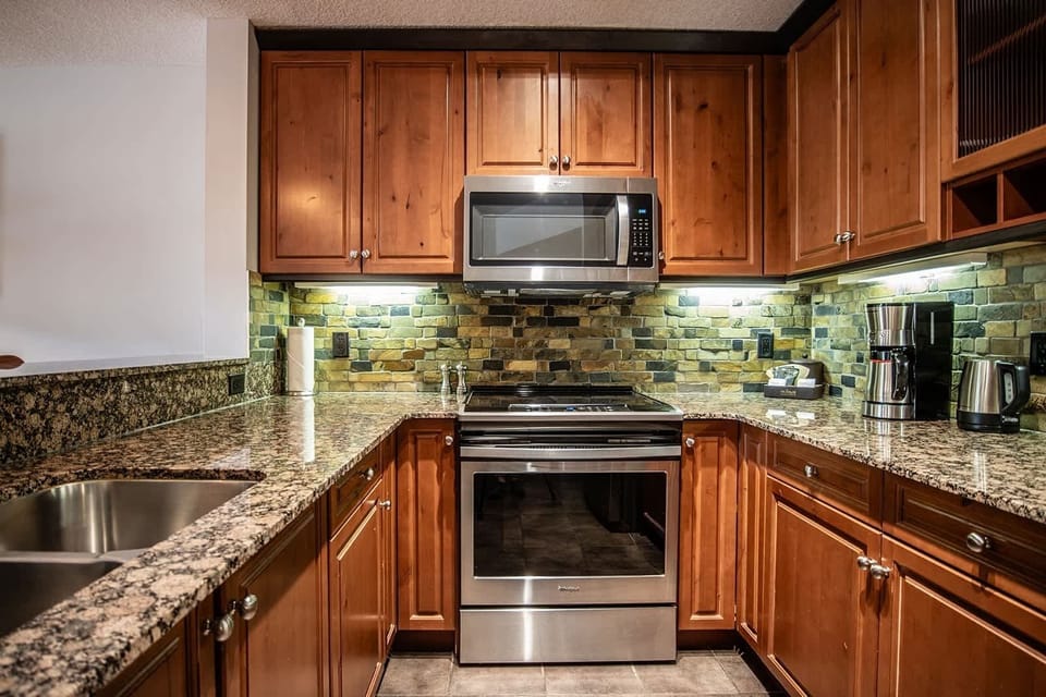 Chef's kitchen