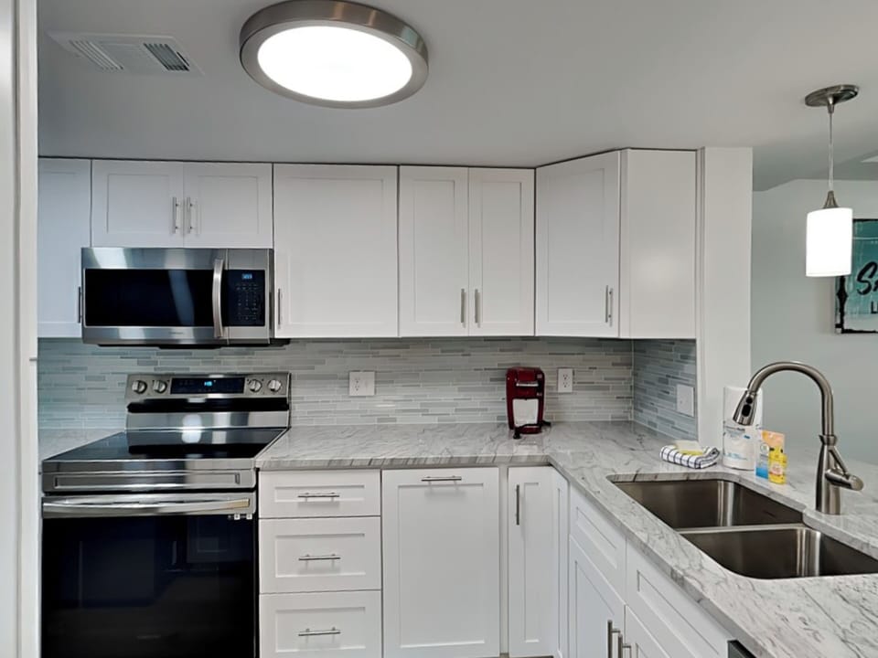 Condo, Multiple Beds, Kitchen, Ocean View (Gulf Tower #12C - No Pets Allowed) | Private kitchen | Coffee/tea maker