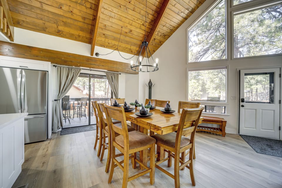 House (4 Bedrooms) | Interior