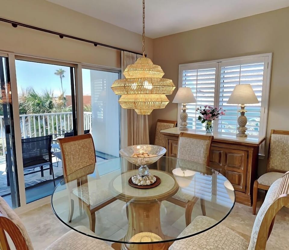 Condo, Multiple Beds, Balcony, Ocean View (South Harbour #2F - No Pets Allowed) | Dining