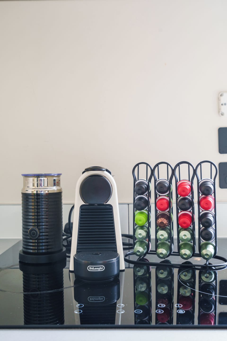 Nespresso coffer with pods