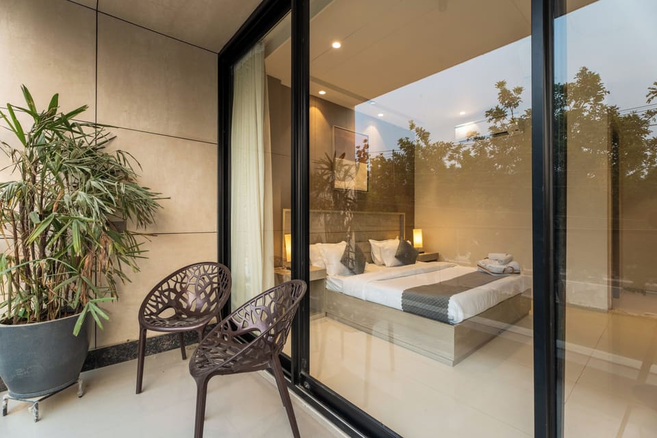 Luxury Room, City View | 1 bedroom, Egyptian cotton sheets, premium bedding, memory foam beds