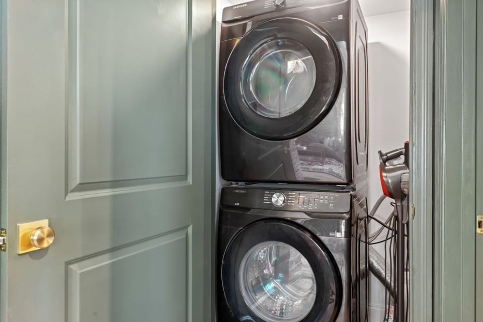New laundry machines for your use!