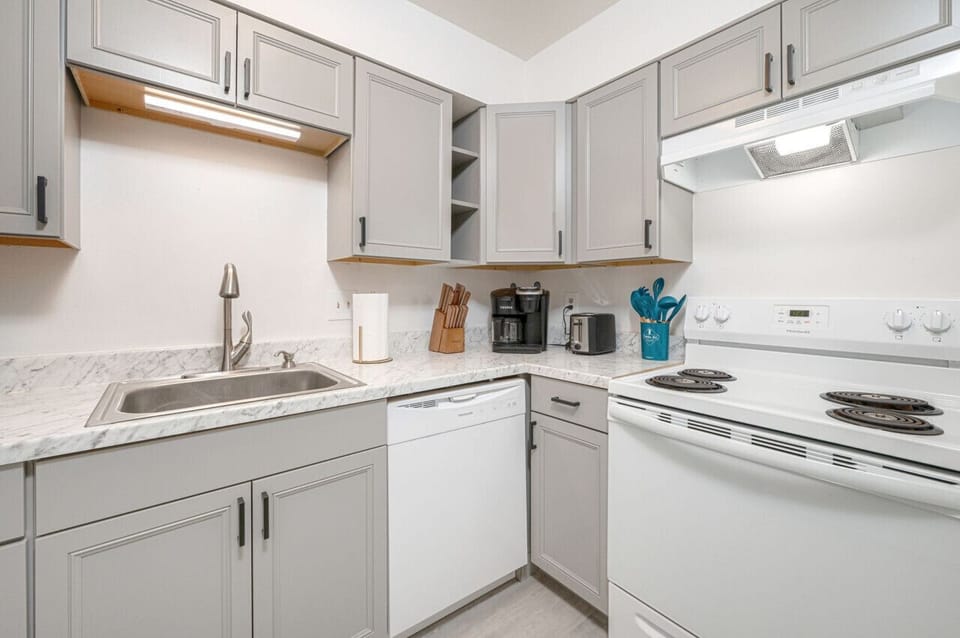 A fully equipped kitchen is available for preparing your favorite meals.