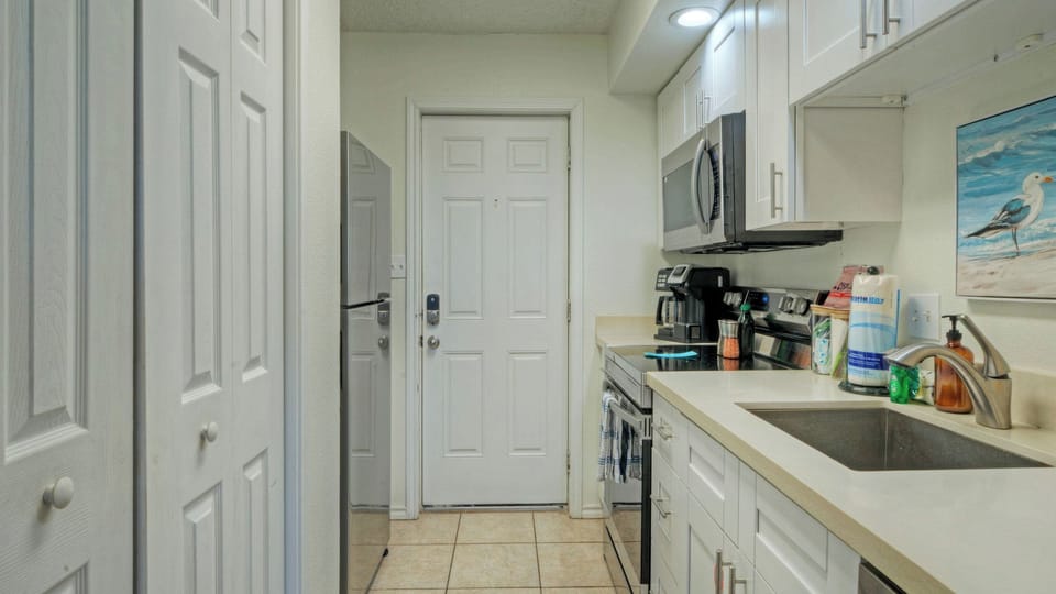 Apartment (1 Bedroom) | Interior