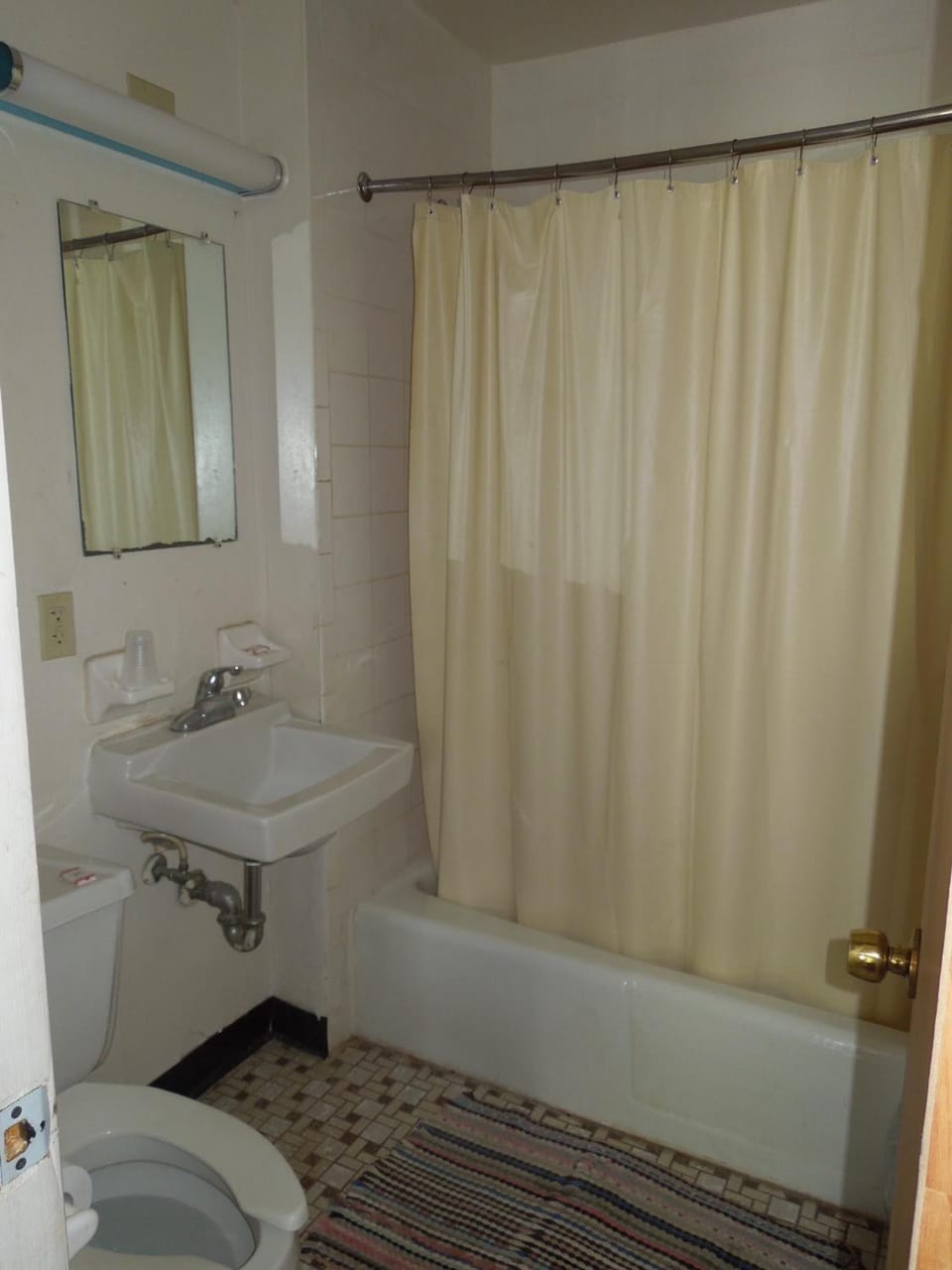 Shower, hair dryer (on request), towels