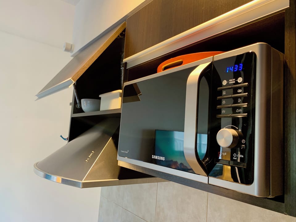 Microwave