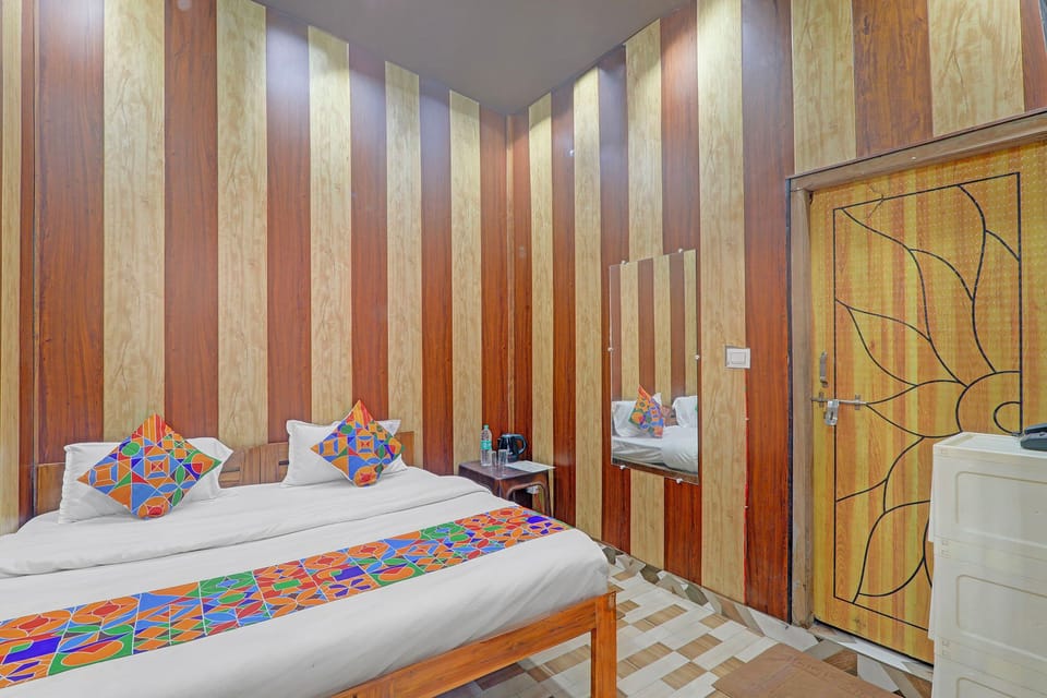 Egyptian cotton sheets, premium bedding, in-room safe, soundproofing
