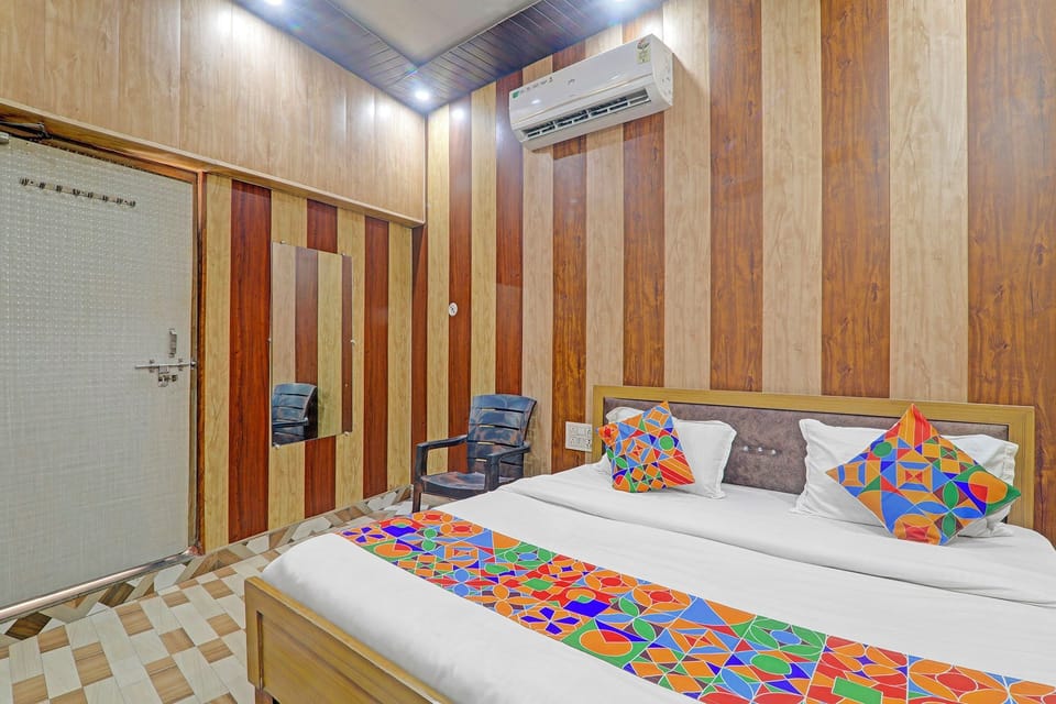 Premium Room | Egyptian cotton sheets, premium bedding, in-room safe, soundproofing