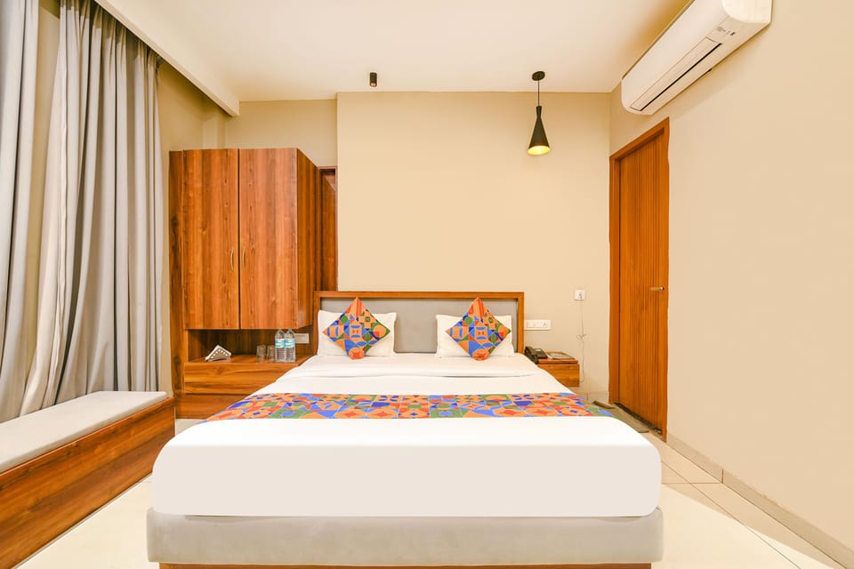 Executive Room | Egyptian cotton sheets, premium bedding, in-room safe, free WiFi