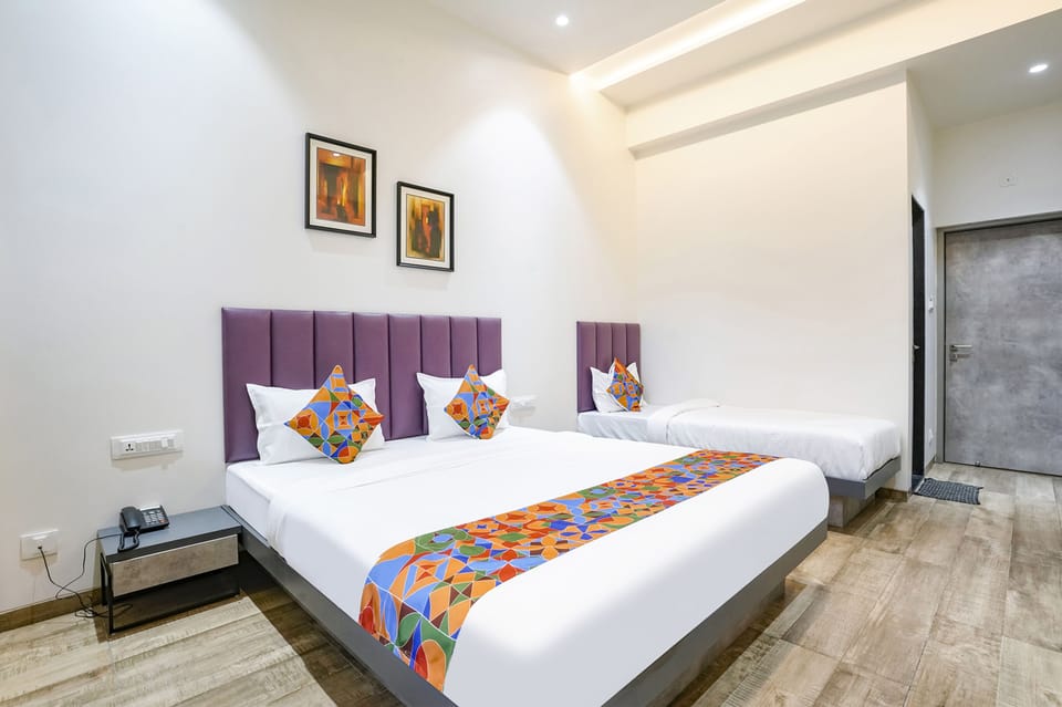 Premium Room | Egyptian cotton sheets, premium bedding, in-room safe, free WiFi
