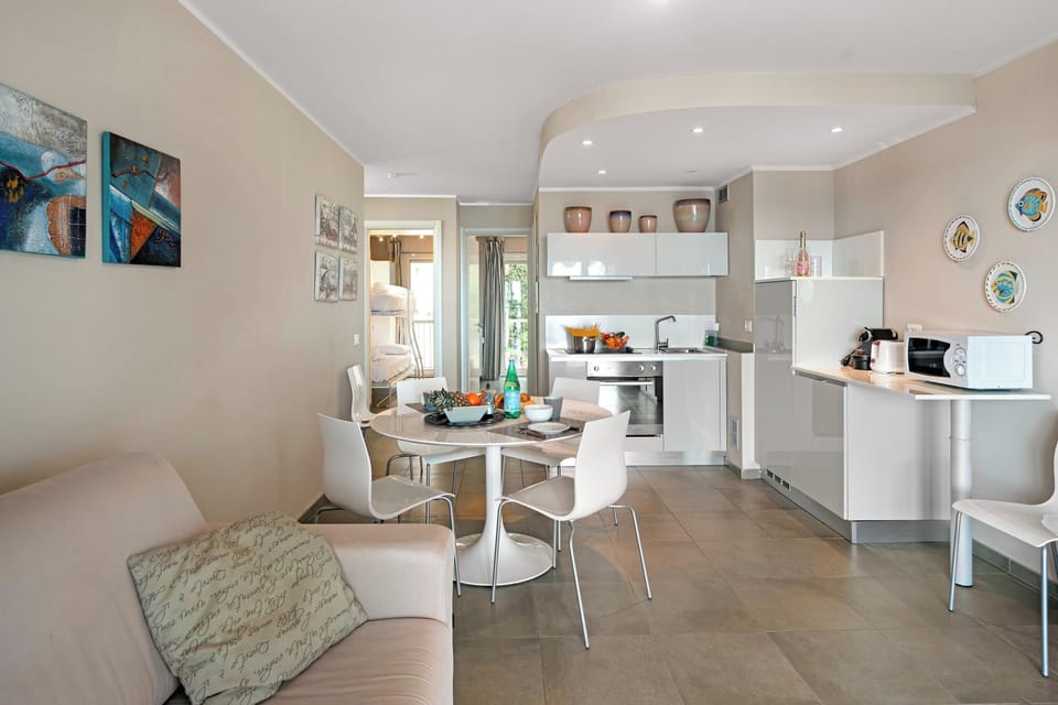 Living and dining room