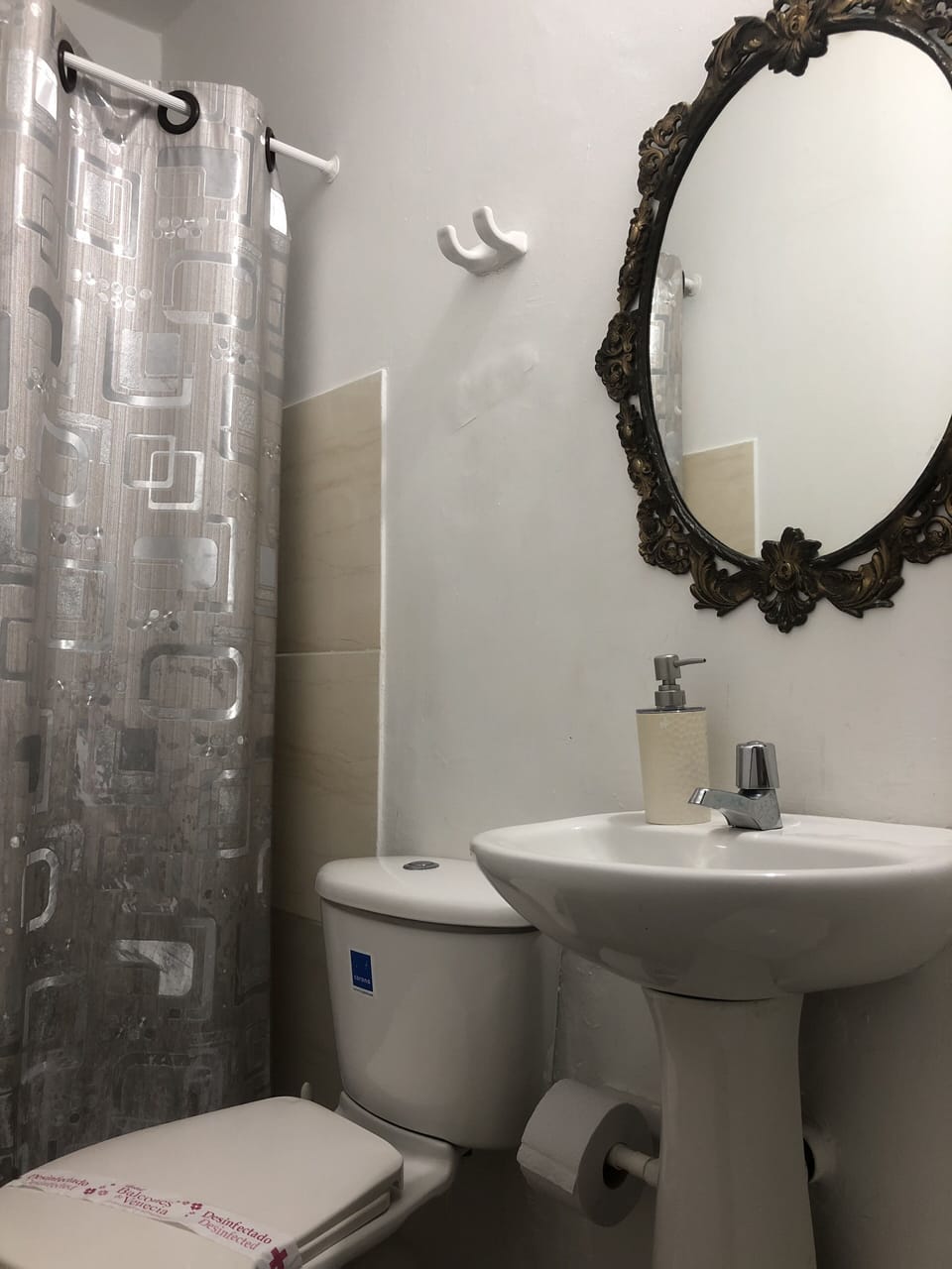 Family Quadruple Room | Bathroom