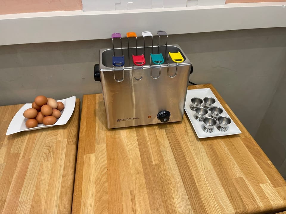 Daily buffet breakfast for a fee