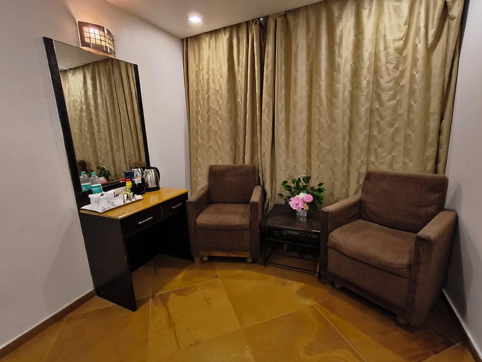 Standard Suite | Free WiFi