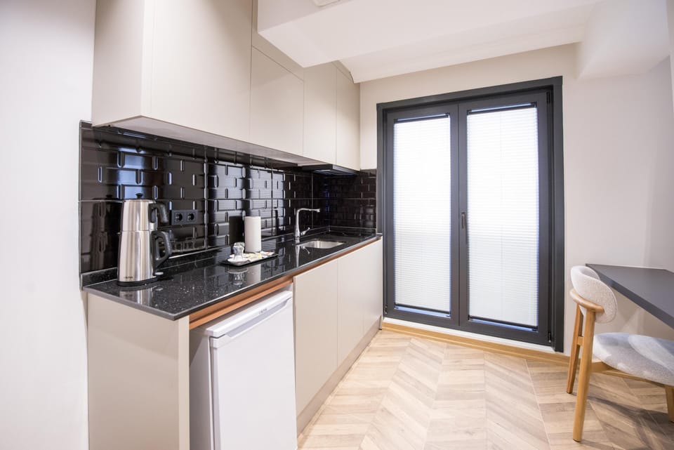 Mini-fridge, cookware/dishes/utensils