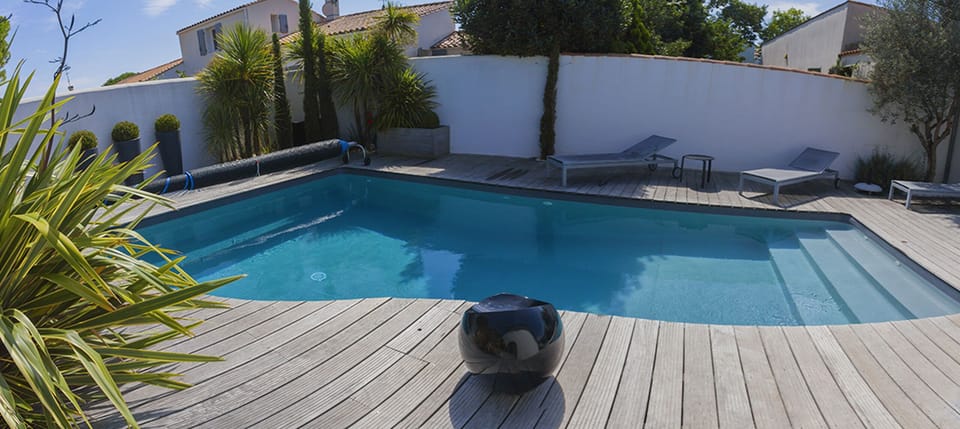 Extérieur avec Piscine