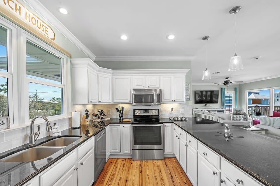 Expansive Chef's Kitchen