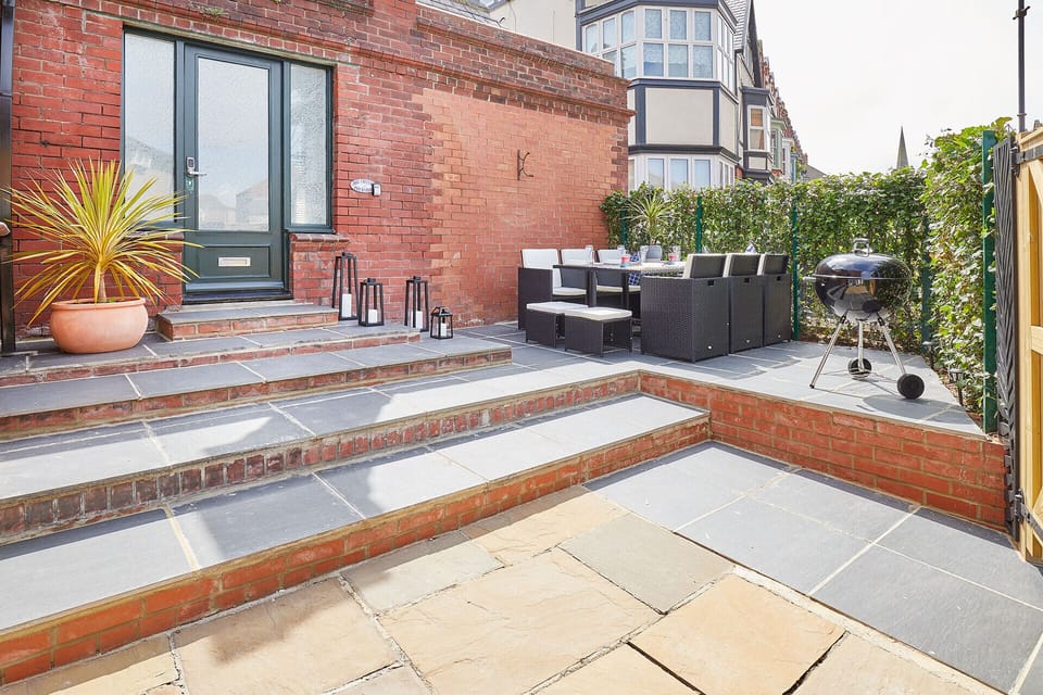 Alfresco dining with barbecue and firepit