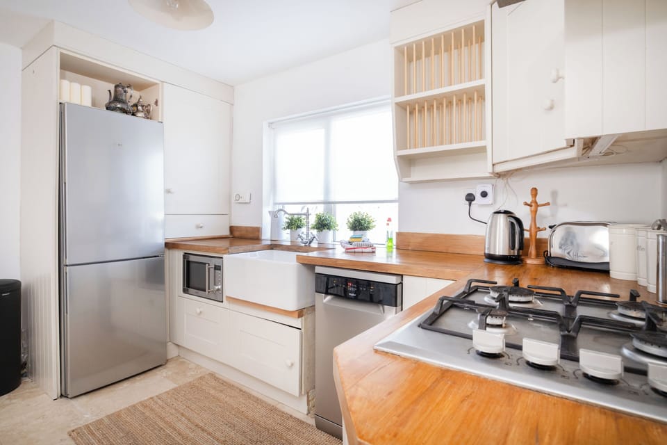 Kitchen (2)