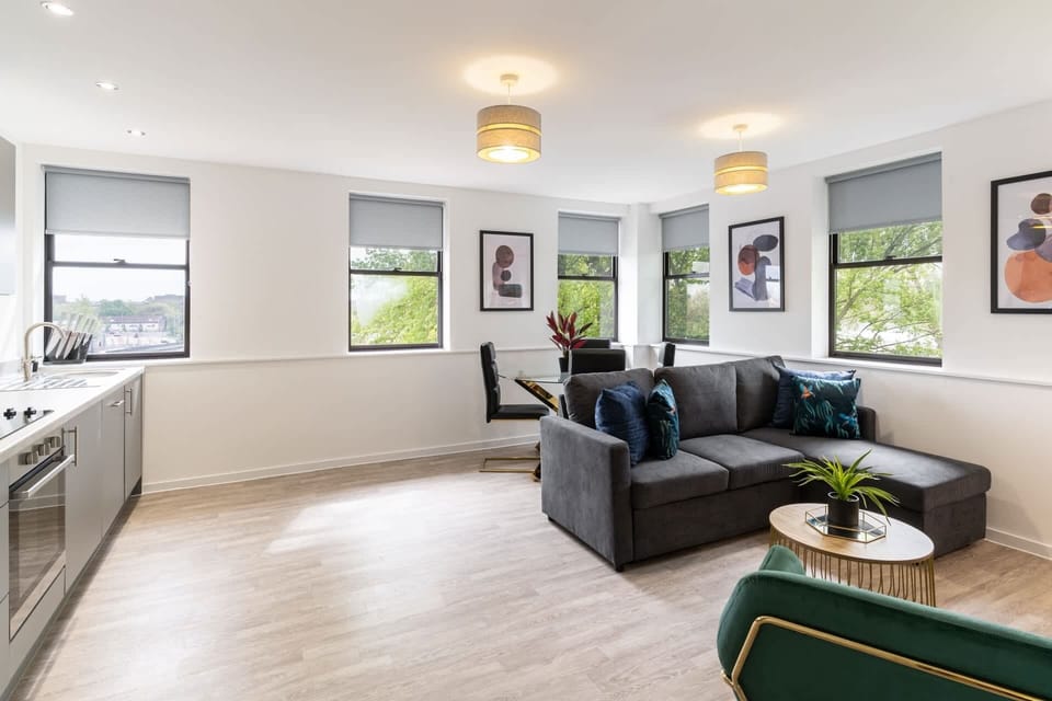 52 Waterside Place, Taunton - Host & Stay