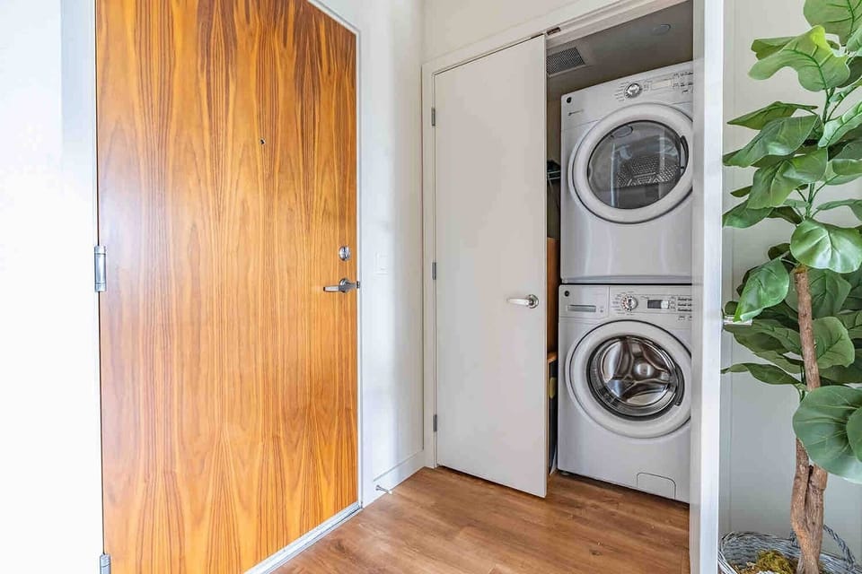 Washer & dryer