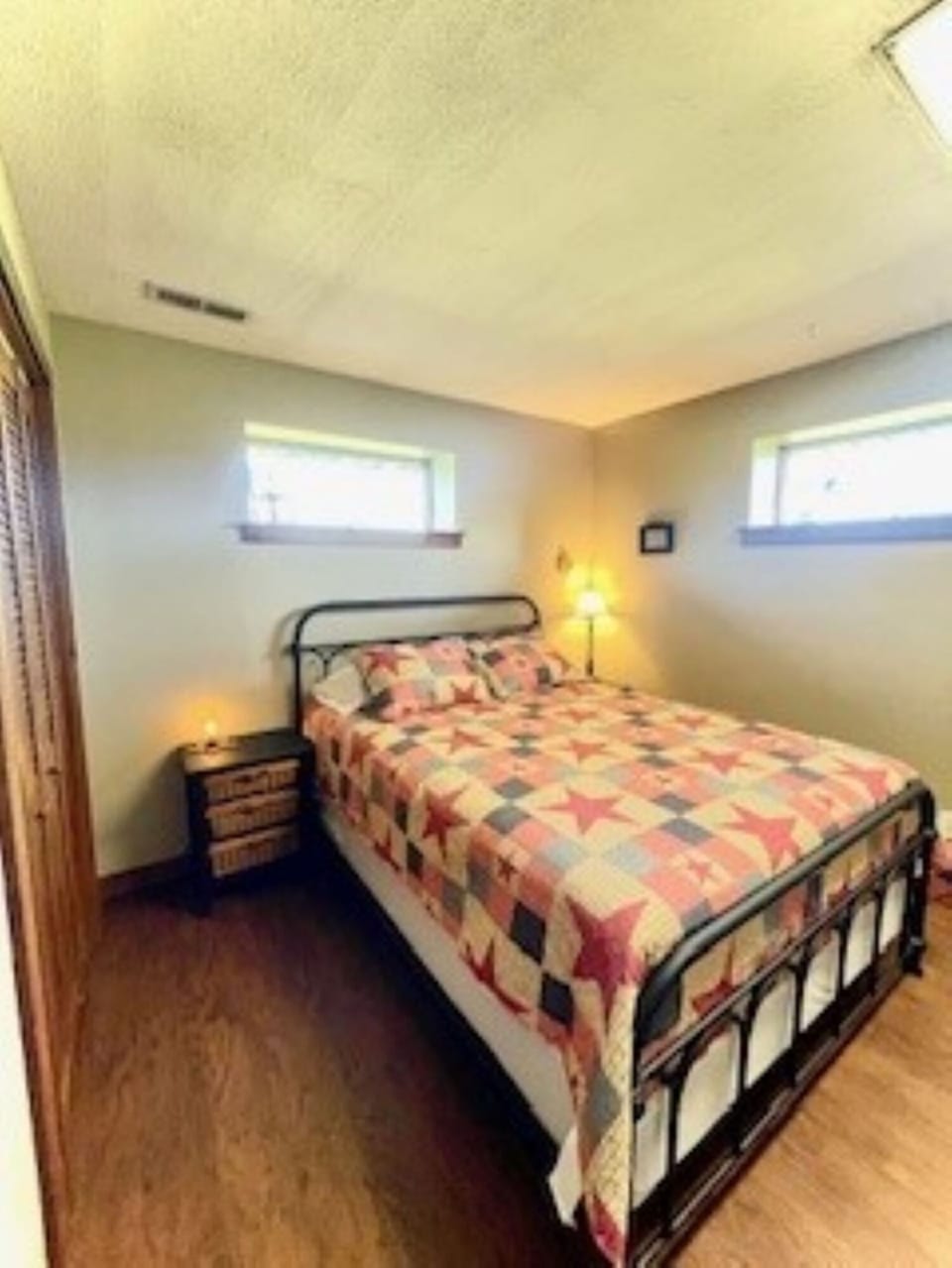 Second private bedroom