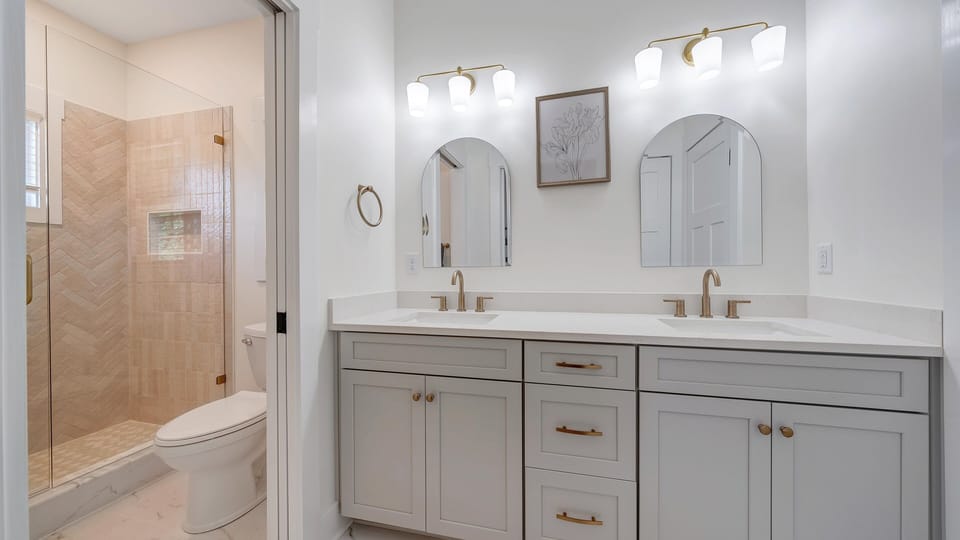 Main Level Master Bathroom
