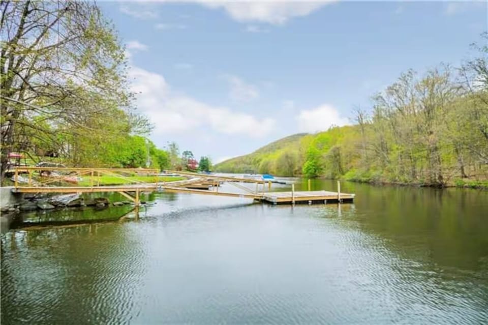 Our dock on Candlewood Lake