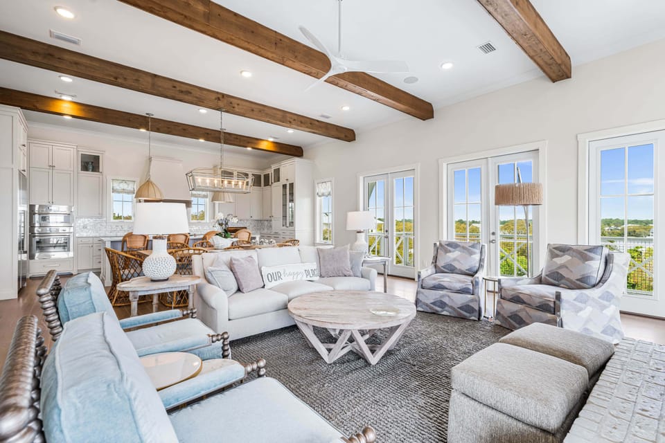 Spacious 3rd floor living room