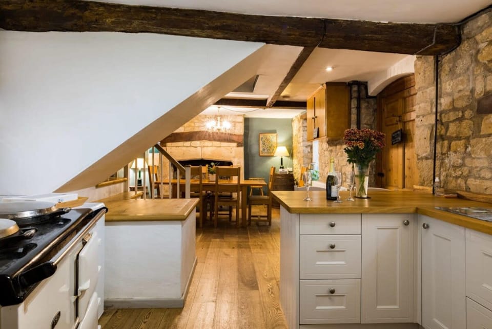 House | 5 bedrooms, Internet