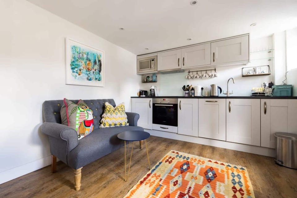 House | 1 bedroom, iron/ironing board, Internet