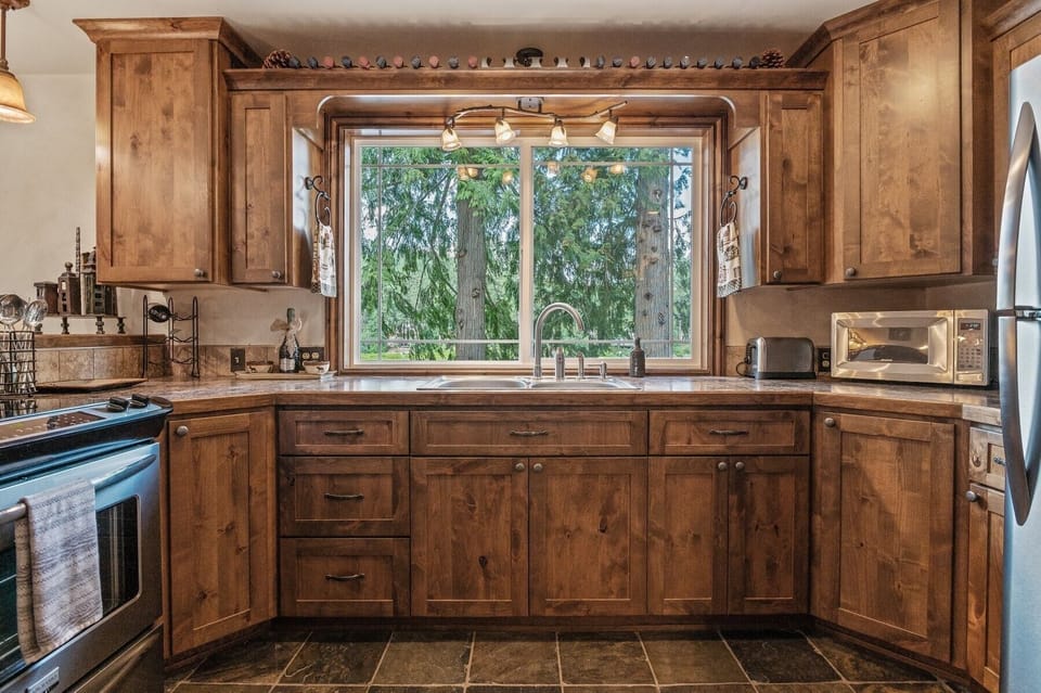 Alder kitchen cabinets