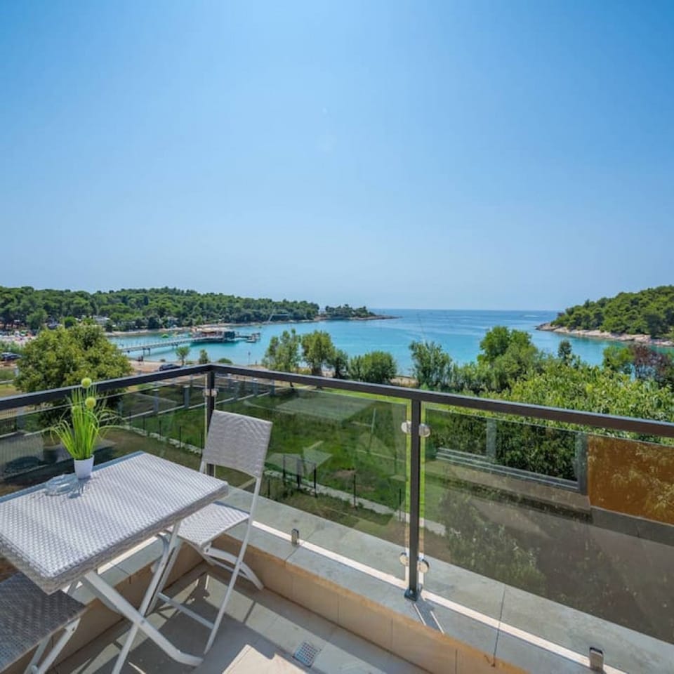 House, Smoking | 5 bedrooms