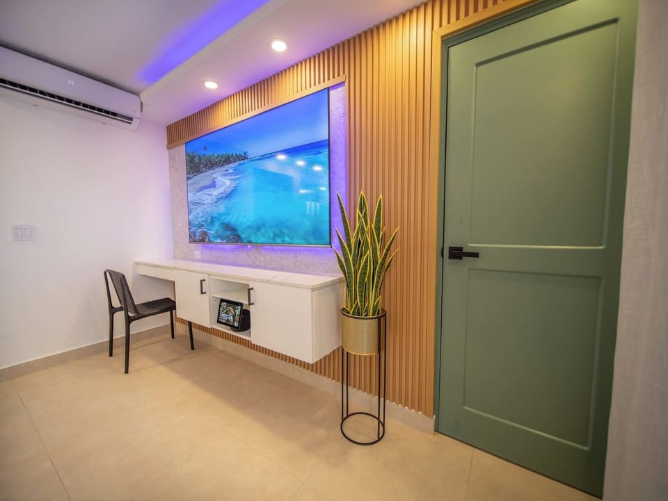 Apartment, 1 Bedroom, Balcony, Garden View | Interior