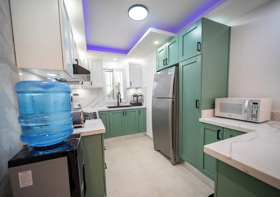 Apartment, 1 Bedroom, Balcony, Garden View | Private kitchen