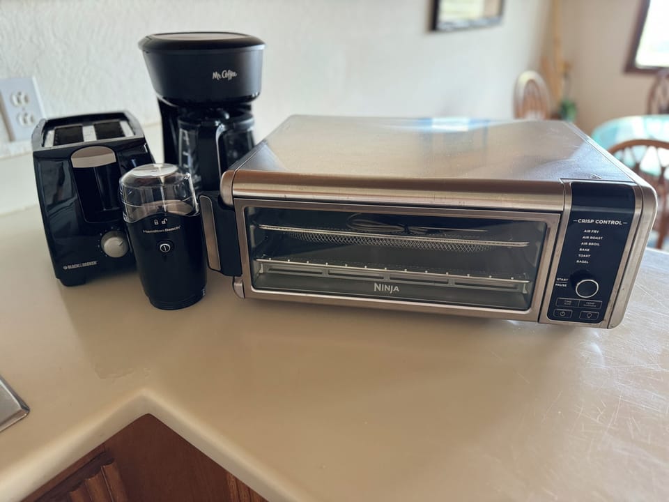 Appliances, including a Ninja Air Fryer