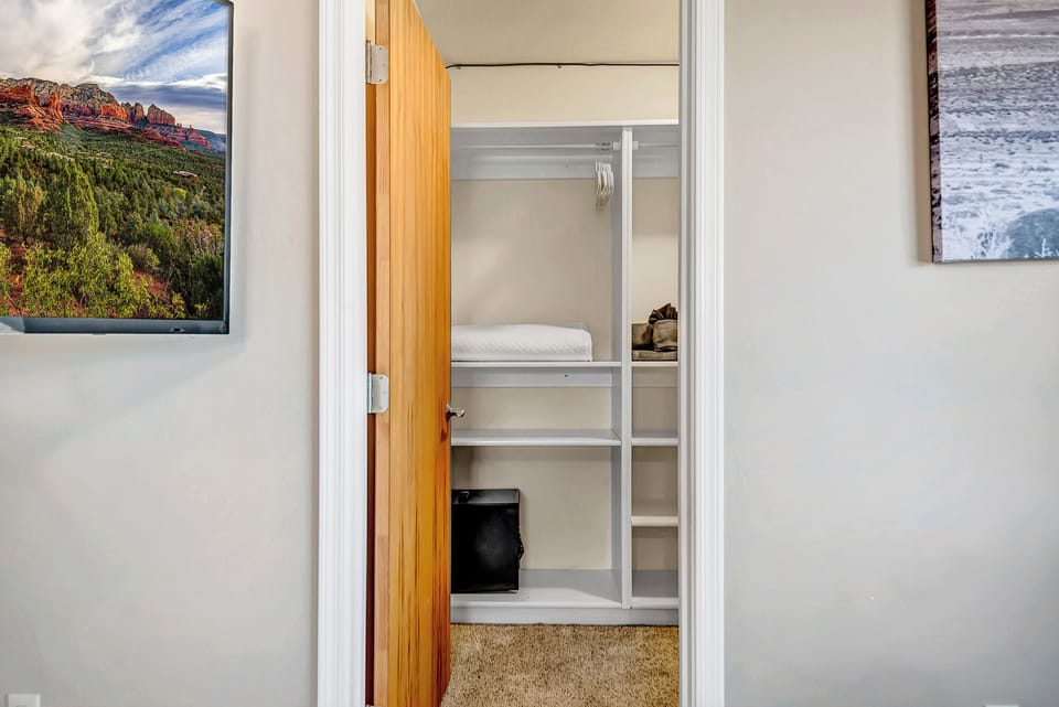 Walk-in closet