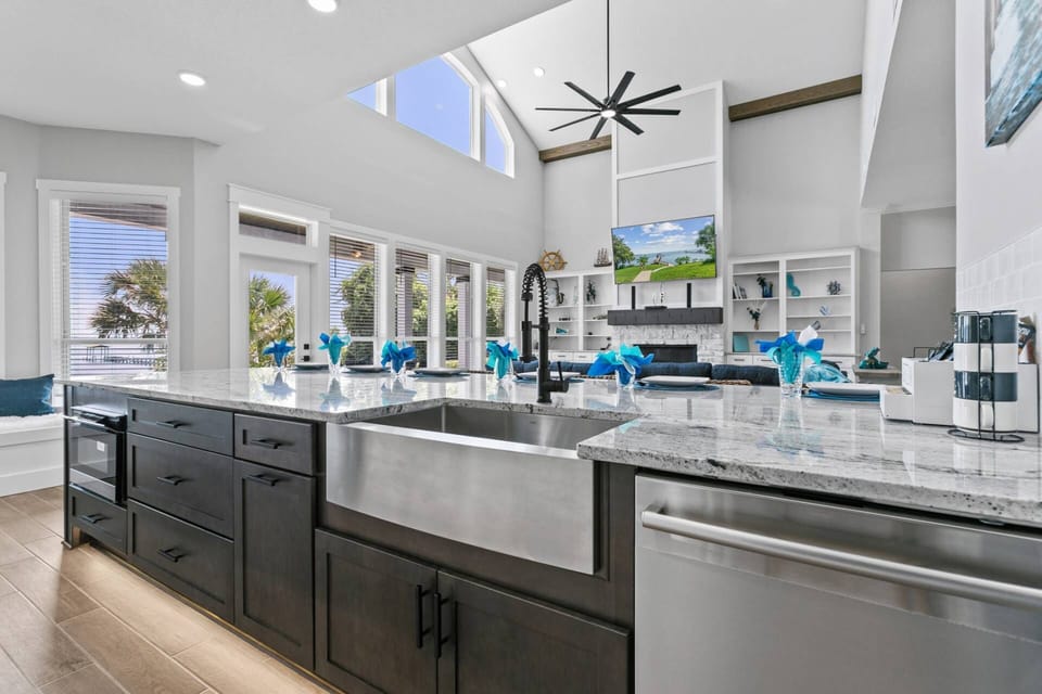 Stainless Steel Appliances - a beautiful kitchen!