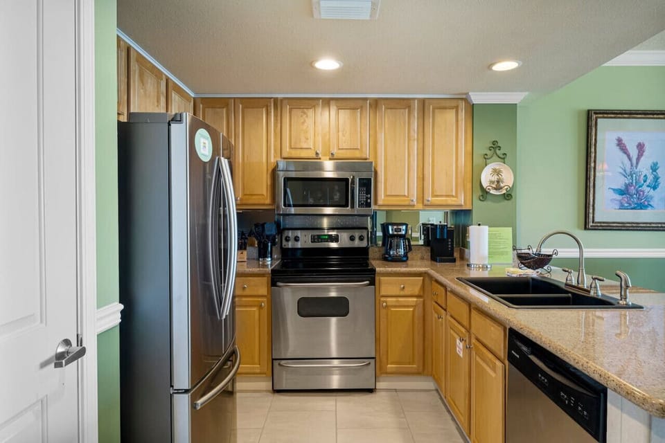 Well Equipped Kitchen!