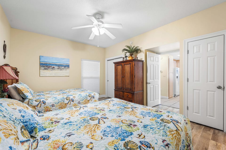 2nd bedroom