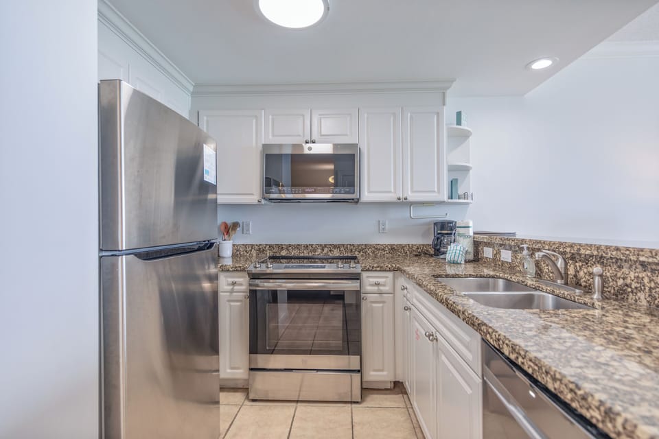 Full Kitchen