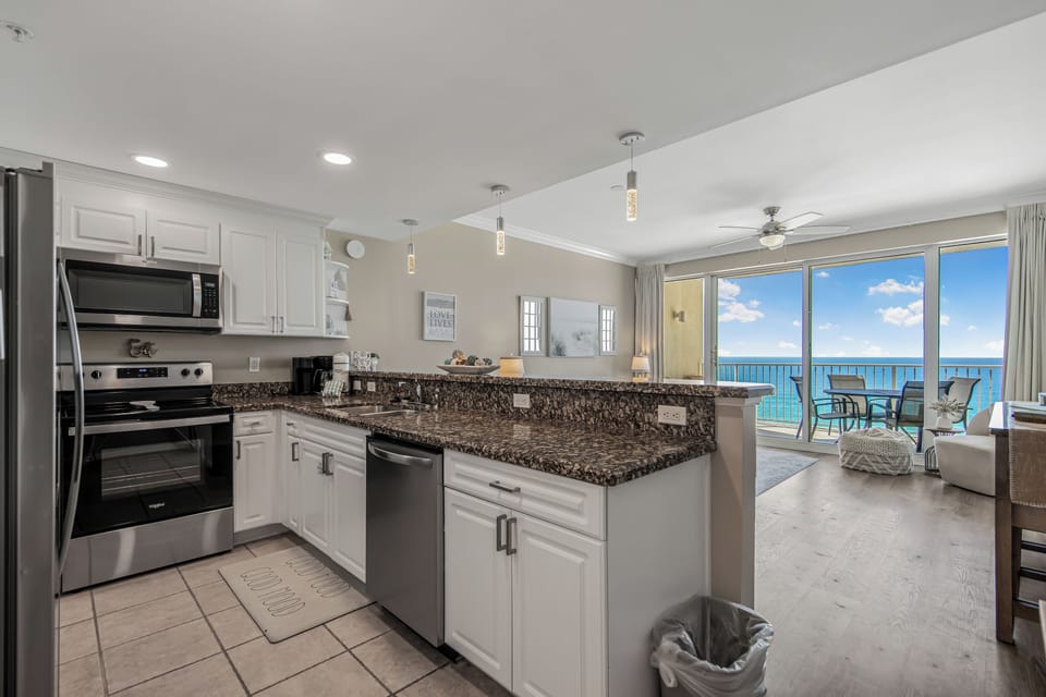 Full Kitchen