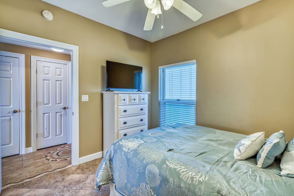 2nd bedroom