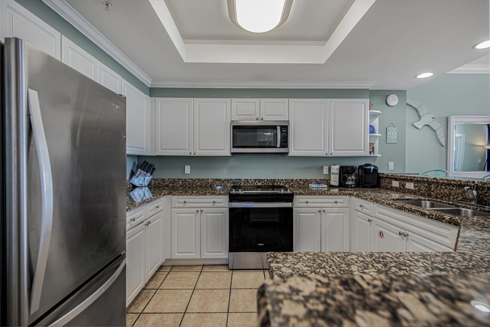 Full Kitchen