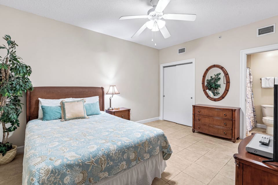 2nd bedroom