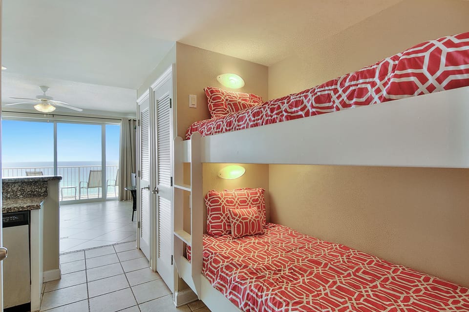 Twin bunks in the hallway nook
