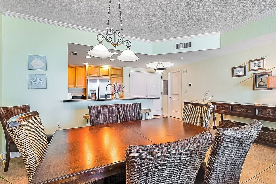 Dining Room 1.0