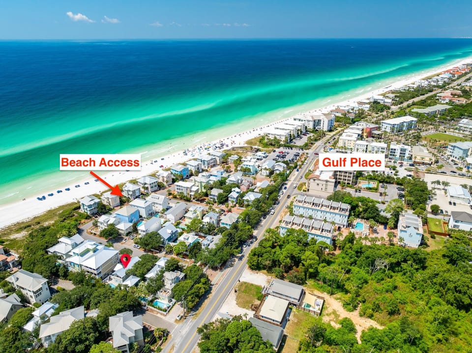 4 Minute Stroll to shopping and dining at Gulf Place
